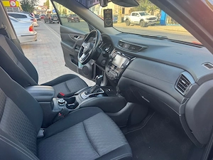 Nissan X Trail Automat 4x4 Diesel  - imagine 7