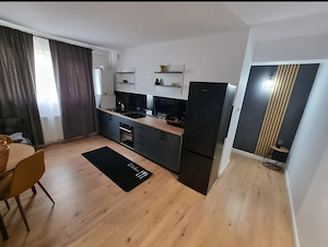 Apartament etaj 1 Calea Moldovei - imagine 2