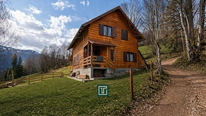 Cabana în Arieșeni | 4 dormitoare | ideală pentru Airbnb/Booking