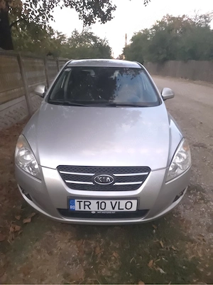 Kia Ceed 1.6 crdi automat - imagine 3