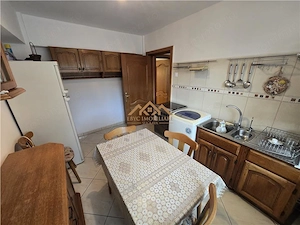 Apartament | 3 Camere | Central - imagine 9