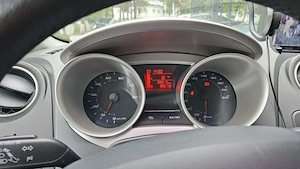 SEAT IBIZA 6J 1.4 MPI 16v 86 CP an 2010 - imagine 7