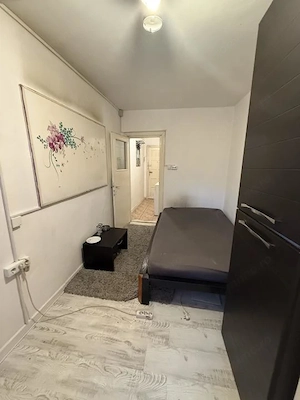 Apartament cu o camera, 18 mp utili - COMPLEXUL STUDENTESC - imagine 3