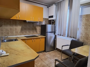 Inchiriez apartament 1 camera, Str Avrig, zona Garii - imagine 5