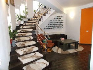 Casa P+M, Mosnita Noua, zona Kaufland, 5 camere, 200mp, teren 720mp, mobilata si utilata - imagine 2