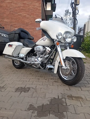 Harley Davidson Electra Glide CVO - imagine 2