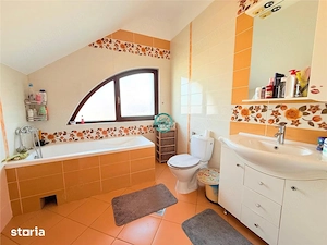 Inchiriez casa cu 3 dormitoare, 3 bai, piscina si panouri in Belvedere - imagine 10