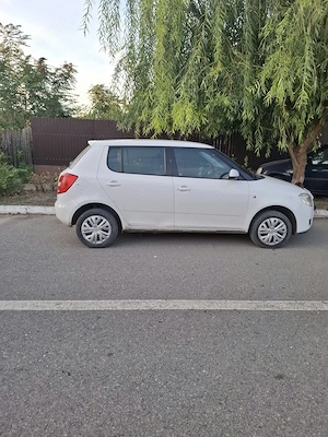 Vând Skoda Fabia 1.4 - imagine 4