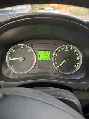 Vând Skoda Fabia 1.4