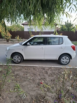 Vând Skoda Fabia 1.4 - imagine 8