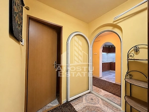 Apartament cu 3 camere, 2 bai, 2 balcoane, zona Vladeasa - imagine 5