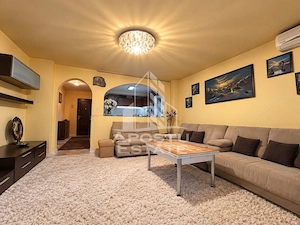 Apartament cu 3 camere, 2 bai, 2 balcoane, zona Vladeasa - imagine 2