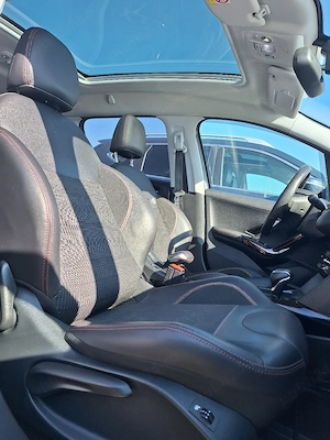 Peugeot 2008 GT Line Automat - imagine 9
