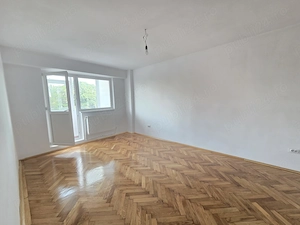 Inchiriere Apartament 3 camere Nemobilat PS-uri - imagine 9