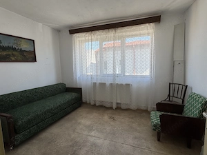 2c, 53mp, fara imbunatatiri, et.4 cu acoperis, Zahana
