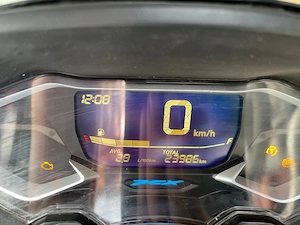 Honda PCX 125 cm  an 2022 - imagine 5