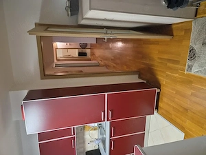 Inchiriez apartament 2 camere decomandat