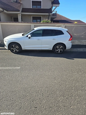 Vand Volvo XC 60 D4 AWD R-Design - imagine 2