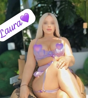 Laura locație Cosmopolis  Ofer și show web și content 