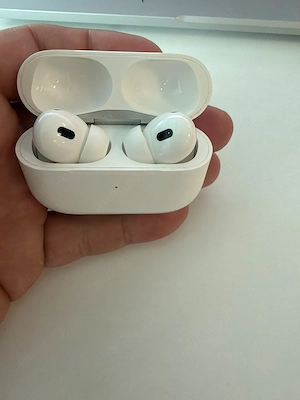 Căști Apple AirPods Pro 2 (Generation 2) Magsafe Case   Stare Excelentă - imagine 5
