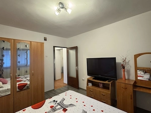 Garsoniera, et.3  3 cu acoperis, 38 mp, mobilat+utilat, Primaverii - imagine 2