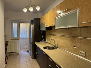 Garsoniera, et.3  3 cu acoperis, 38 mp, mobilat+utilat, Primaverii - imagine 3