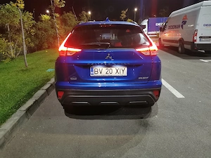 Vând Mitsubishi Eclipse Cross PHEV 4WD  - imagine 2