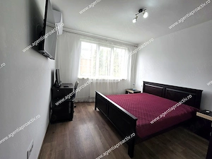 Apartament 2 camere, renovat, etaj 2   Micro 16 - imagine 3