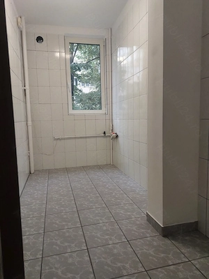Apartament de vanzare, 4 camere Drumul Taberei, sector 6, Bucuresti - imagine 2