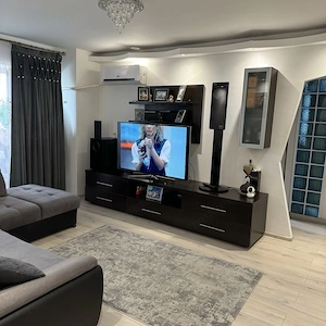 Vanzare Apartament 3 camere renovat, 68 mp, etaj 10, 13 Septembrie