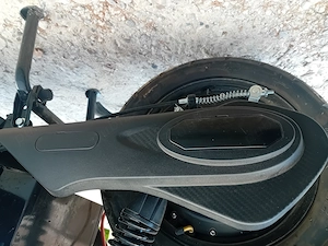 Caut aparatoare roata stinga scuter electric zmeu 