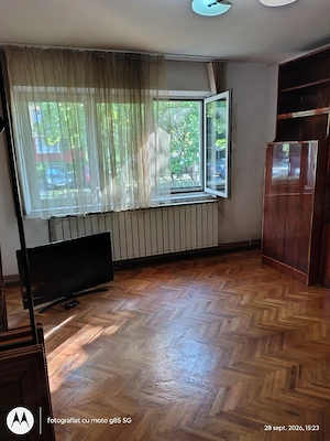 Vand apartament 3 camere - imagine 2