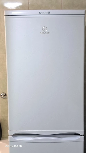 Combina frigorifica Indesit A +