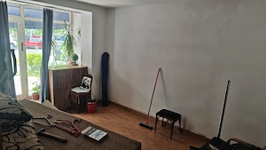 Vand apartament PARTER 3 camere cu spatiu comercial - imagine 7