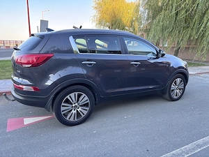 Kia Sportage 2.0 diesel, 4x4 AWD, 184 CP, fabricație 2014, primul proprietar, revizii reprezentanță