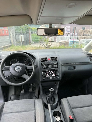 Vând Vw Touran 1.9 TDI An 2004 Stage 1 - imagine 3