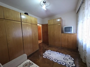 Apartament cu 4 camere, parter înalt, zonă centrală – Str. Moldovei, Baia Mare - imagine 12
