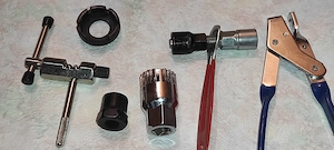 vand - chei scule pt. service bicicleta noi nefolosite : 
