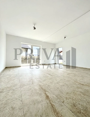 Casa individuală 4 camere, 2 bai, bucătărie închisă, 132 mp, Giarmata - imagine 3