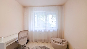 Apartament spațios de 3 camere cu loc de parcare inclus - imagine 13