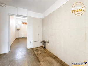 Spatiu comercial 128 mp, vitrinat, vad comercial format, acces direct, potential investitional, posi - imagine 16
