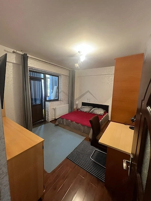 Apartament 2 camere decomandat+ living - imagine 2
