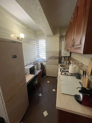 Apartament 2 camere decomandat+ living - imagine 7
