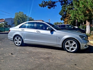 Mercdes c w 204 - imagine 6