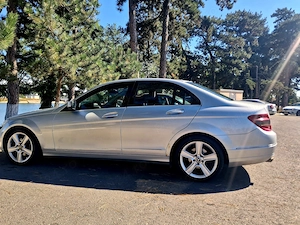 Mercdes c w 204 - imagine 3