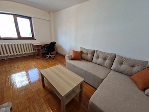 Proprietar închiriez ap 3 camere Zona Centrală  - imagine 5