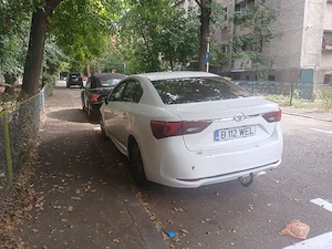 toyota avensis - imagine 2