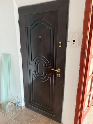 Apartament de vanzare,Turnu Magurele Teleorman,3 camere decomandat ultracentral zona 1Mai negocial - imagine 3