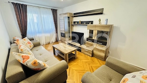 Apartament 3 camere de inchiriat 65mp balcon 3mp Vasile Aaron - imagine 3