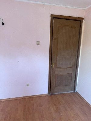 Apartament de vanzare,Turnu Magurele Teleorman,3 camere decomandat ultracentral zona 1Mai negocial - imagine 5
